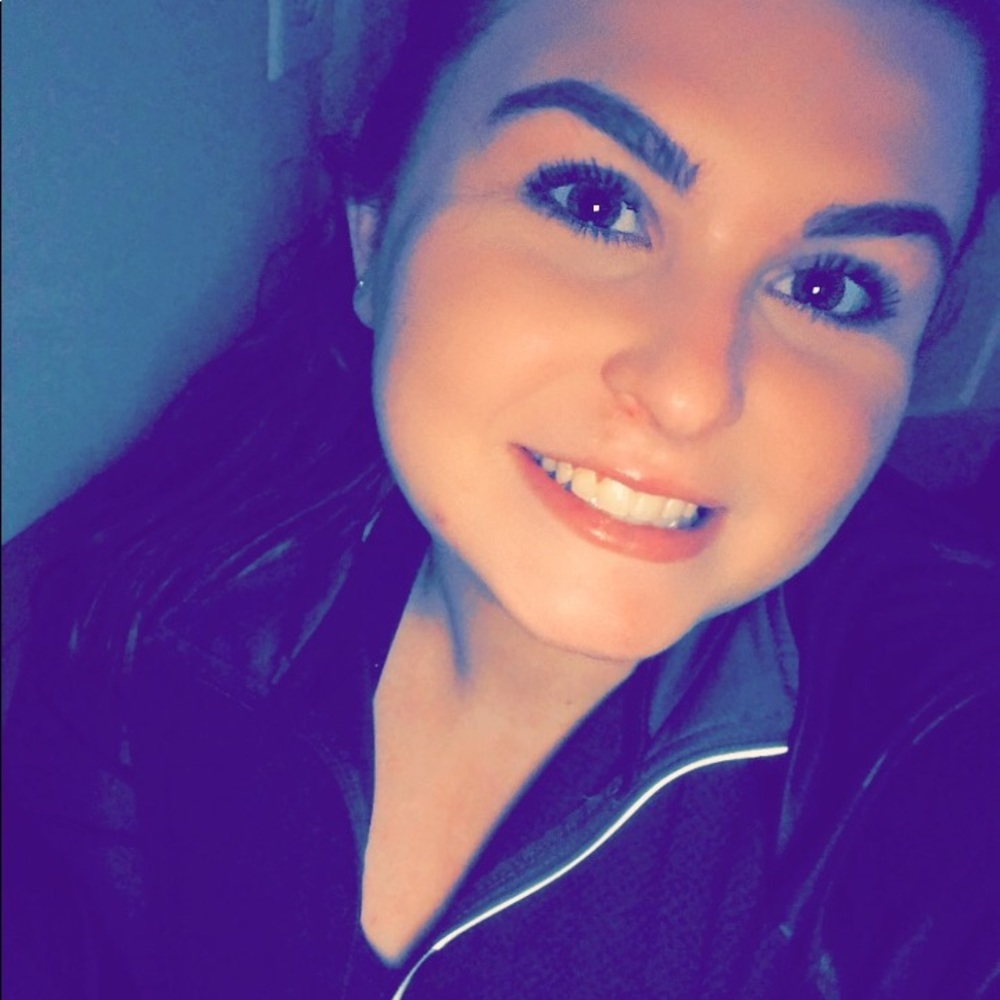Meet your Posher, Mykenzie
